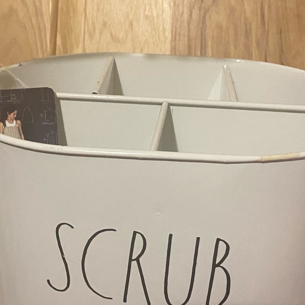 Rae dunn bucket